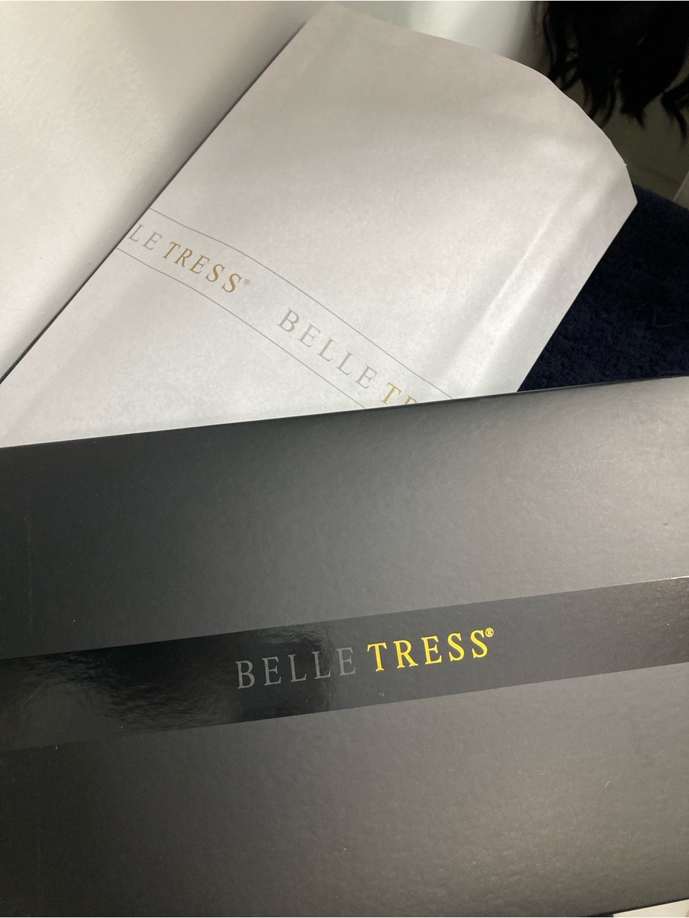 Belle Tress Lisbon in macadamia Latte -R monofilament part brand new in box - Picture 14 of 15